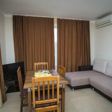 Argo Apartment Lozenets